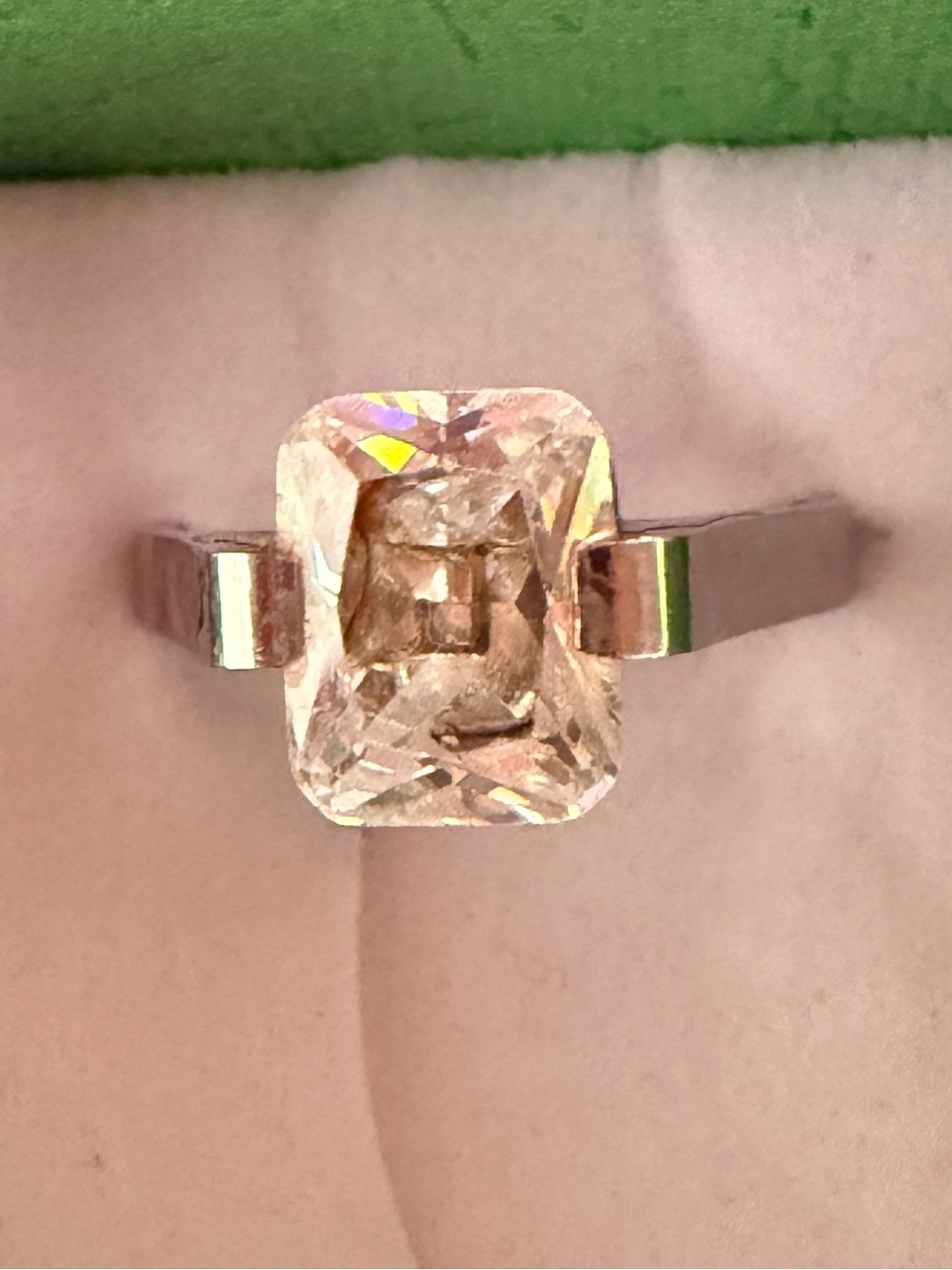 Vintage Solitaire Cushion-Cut Clear Crystal Ring - Women's Jewelry sz6